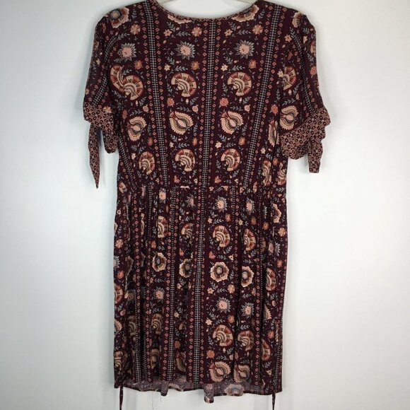 BAND OF GYPSIES Cold Shoulder Floral Dress - Picture 7 of 10